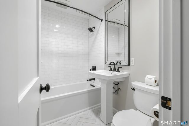 245 Unquowa Road 2, Fairfield, CT 06824