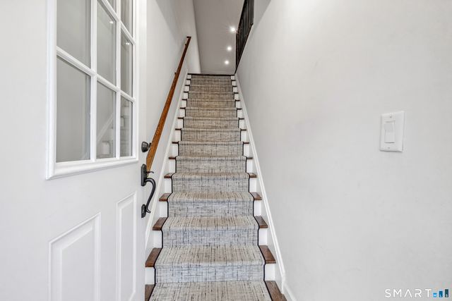 245 Unquowa Road 2, Fairfield, CT 06824