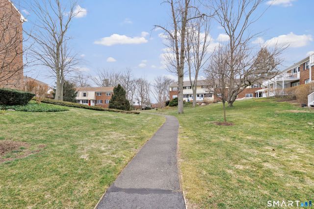 245 Unquowa Road 2, Fairfield, CT 06824