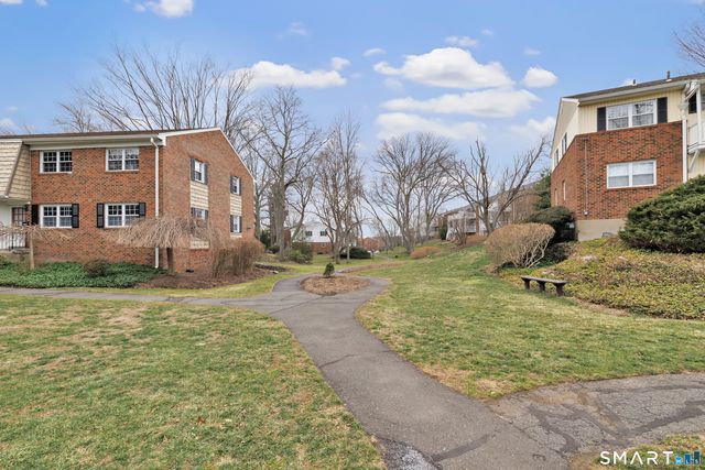 245 Unquowa Road 2, Fairfield, CT 06824