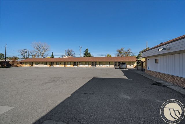 740 E Pike AVENUE, Columbus, MT 59019