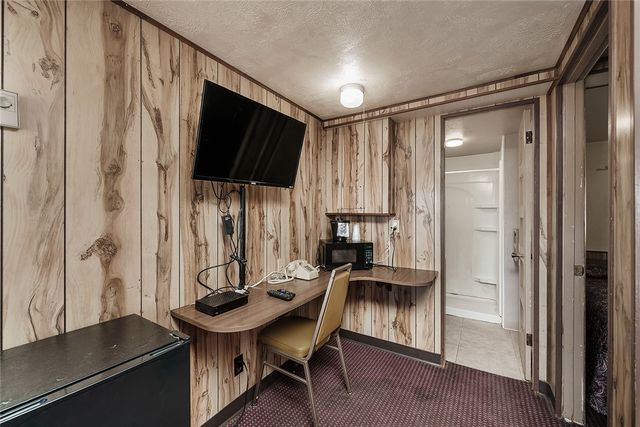 740 E Pike AVENUE, Columbus, MT 59019