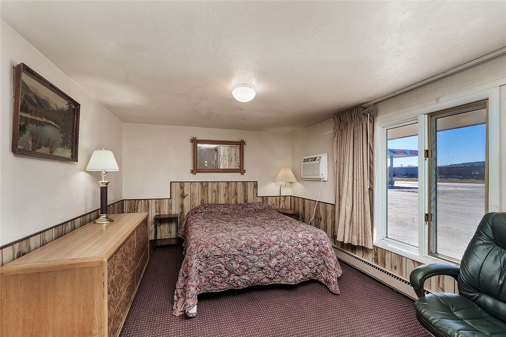 740 E Pike Avenue, Columbus, MT 59019 photo 11