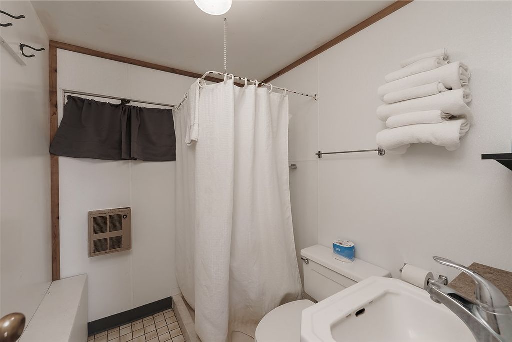 740 E Pike Avenue, Columbus, MT 59019 photo 16