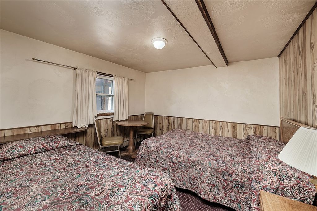 740 E Pike Avenue, Columbus, MT 59019 photo 6