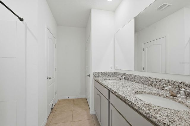 5592 GALLOPING DRIVE, Apopka, FL 32712