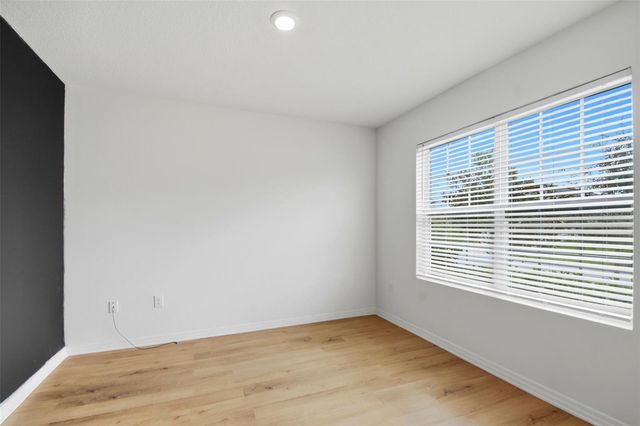 5592 GALLOPING DRIVE, Apopka, FL 32712