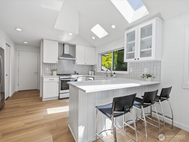 6914 163rd Place SW, Edmonds, WA 98026