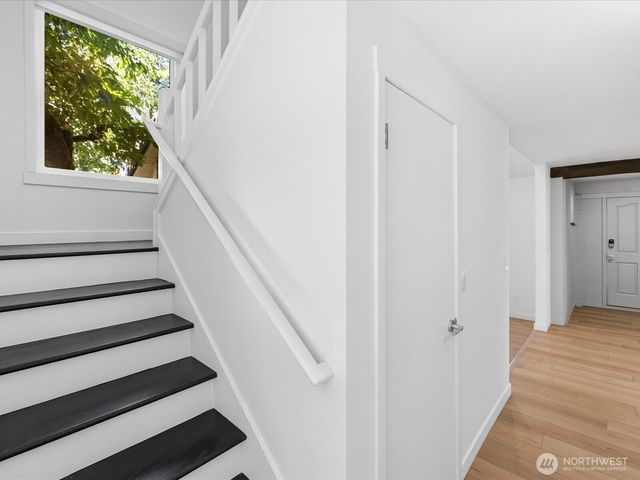 6914 163rd Place SW, Edmonds, WA 98026