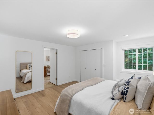 6914 163rd Place SW, Edmonds, WA 98026