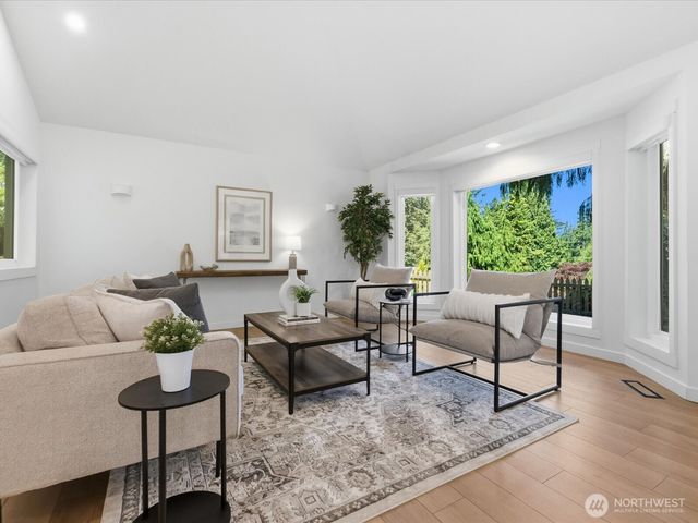6914 163rd Place SW, Edmonds, WA 98026