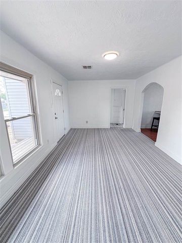 830 NW 20th, Lawton, OK 73507