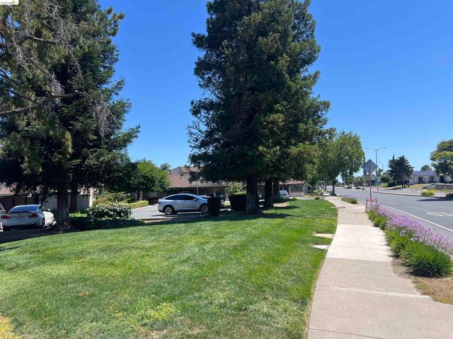 2603 Hampton Ln, Antioch, CA 94509