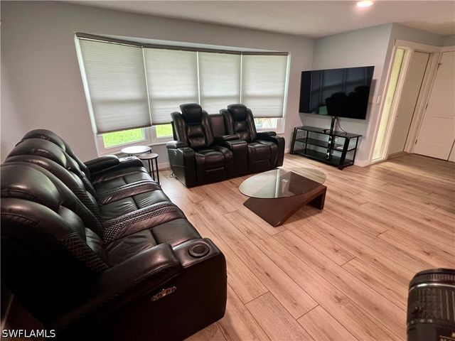 4629 SE 20th AVE, Cape Coral, FL 33904