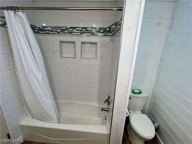 4629 SE 20th AVE, Cape Coral, FL 33904