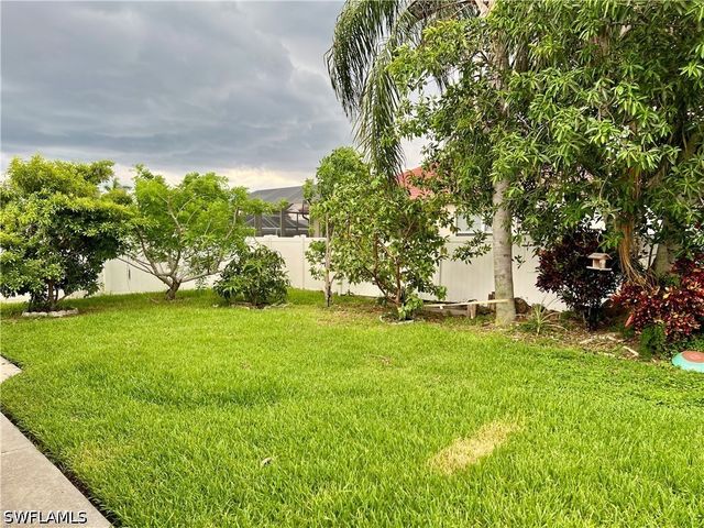 4629 SE 20th AVE, Cape Coral, FL 33904