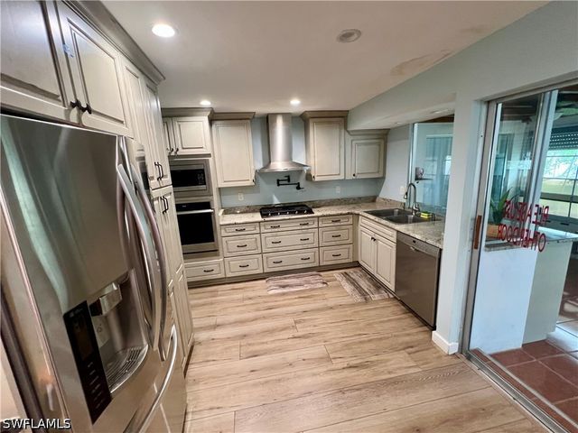 4629 SE 20th AVE, Cape Coral, FL 33904