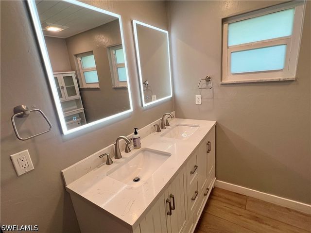 4629 SE 20th AVE, Cape Coral, FL 33904