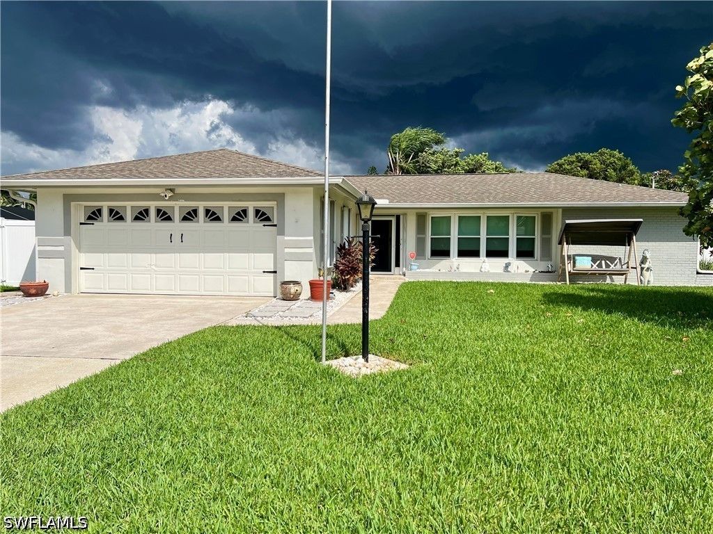4629 SE 20th AVE, Cape Coral, FL 33904