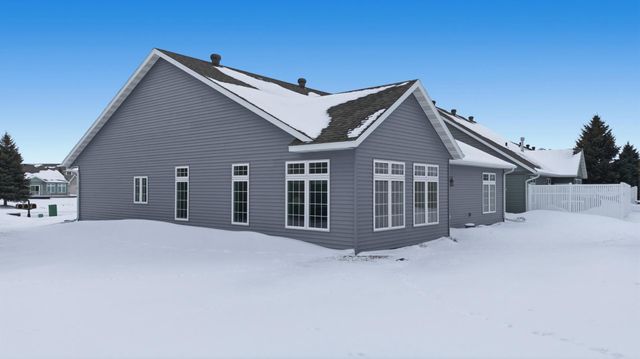 3636 Cypress Lane S, Fargo, ND 58104