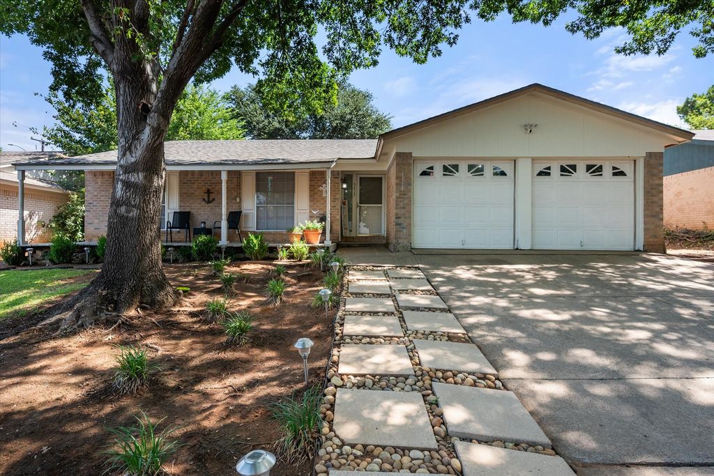 5417 Sandusky Court, Arlington, TX 76017