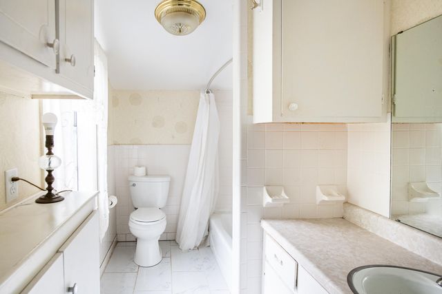 124 Lincoln Street, Lookout Mountain, TN 37350