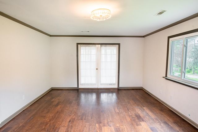 124 Lincoln Street, Lookout Mountain, TN 37350