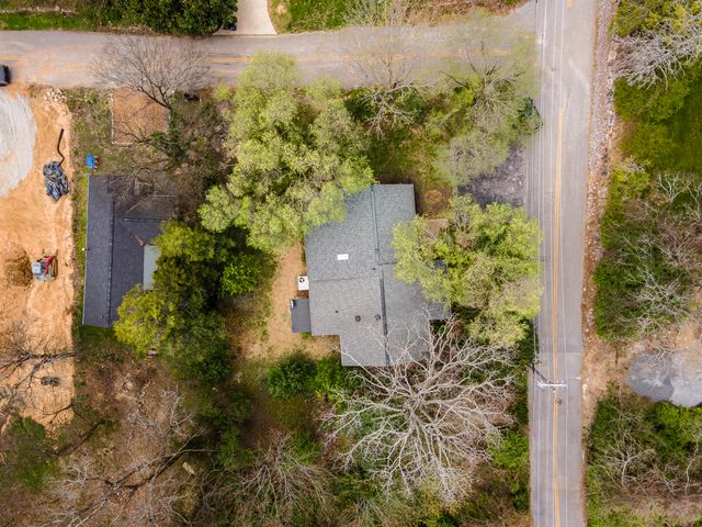 124 Lincoln Street, Lookout Mountain, TN 37350