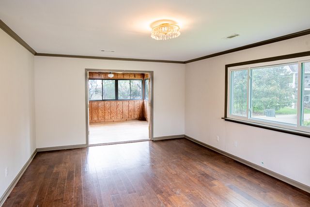 124 Lincoln Street, Lookout Mountain, TN 37350