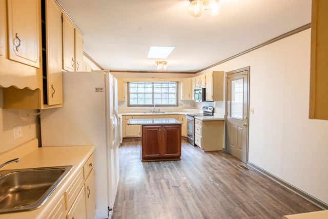 124 Lincoln Street, Lookout Mountain, TN 37350