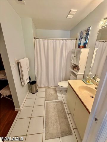 1290 Yesica Ann CIR 204, Naples, FL 34110