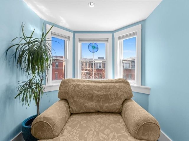 499 Shawmut Ave 4, Boston, MA 02118