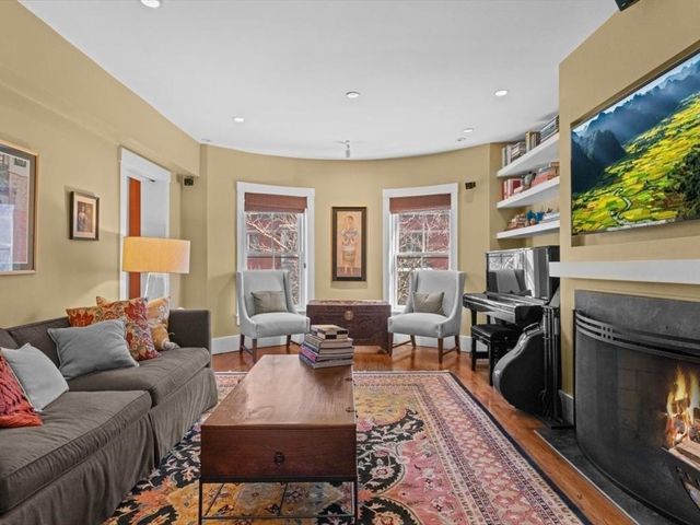 499 Shawmut Ave 4, Boston, MA 02118