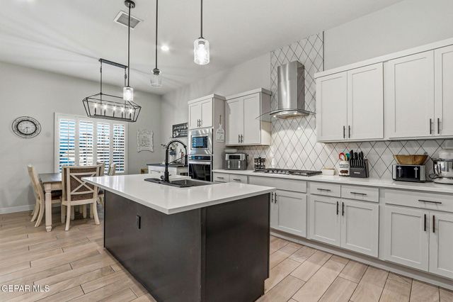 13420 EMERALD RANCH Lane, Horizon City, TX 79928