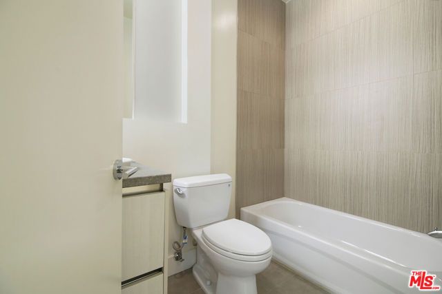 2496 S CENTINELA Avenue 3, Los Angeles, CA 90064