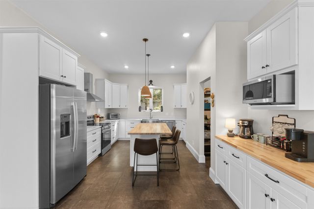 60 Madison Dr., Georgetown, SC 29440