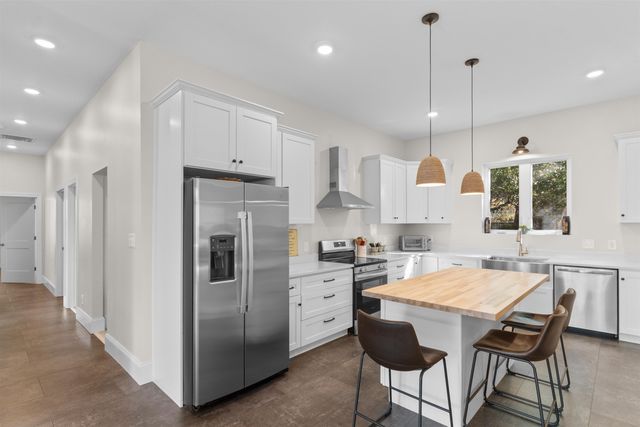 60 Madison Dr., Georgetown, SC 29440