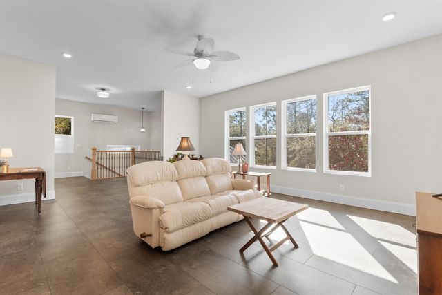 60 Madison Dr., Georgetown, SC 29440