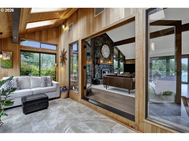 5105 FORD Way, Florence, OR 97439