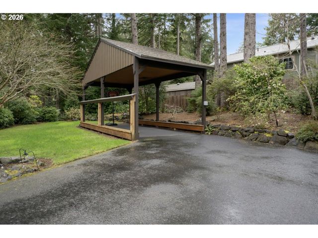 5105 FORD Way, Florence, OR 97439