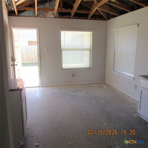 8915 Sky Crest Drive, Temple, TX 76502