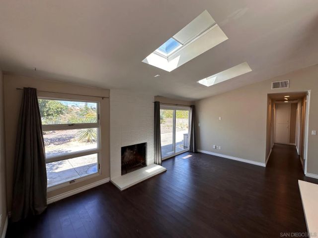 6940 Beagle, San Diego, CA 92111