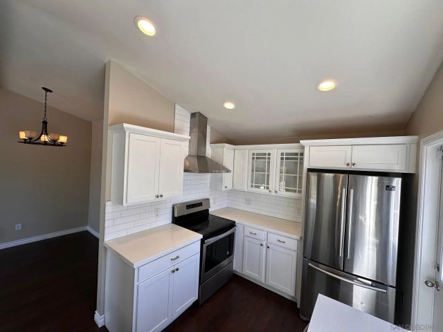 6940 Beagle, San Diego, CA 92111