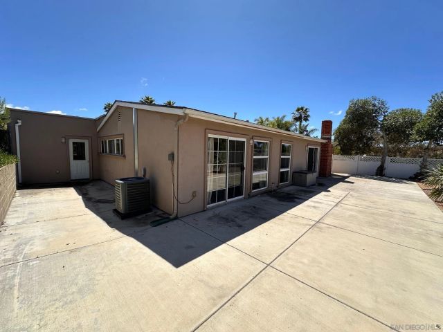 6940 Beagle, San Diego, CA 92111