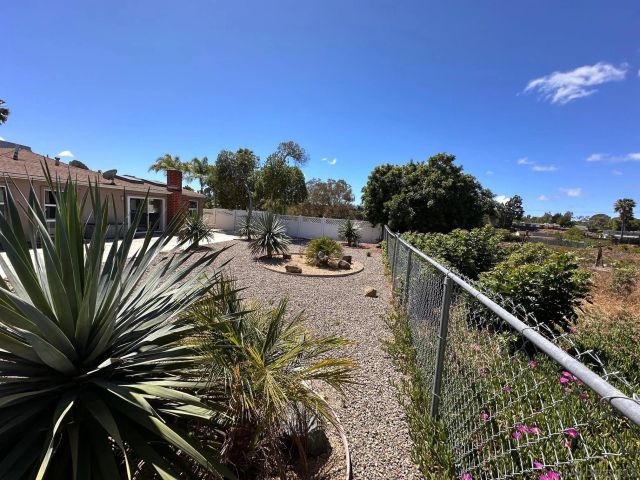 6940 Beagle, San Diego, CA 92111