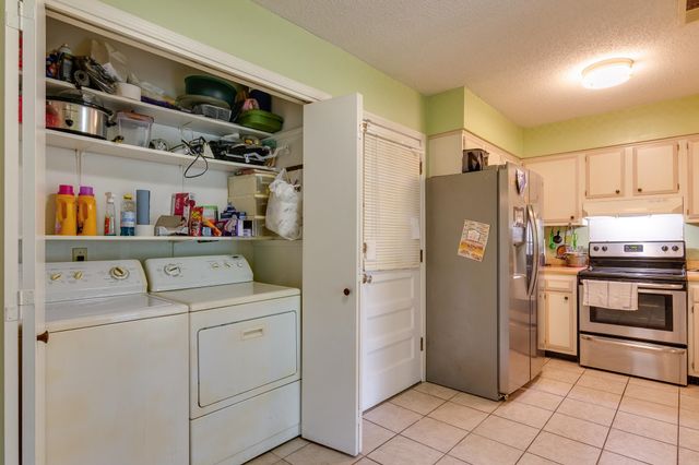 6288 WOODGREEN DR, Millington, TN 38053