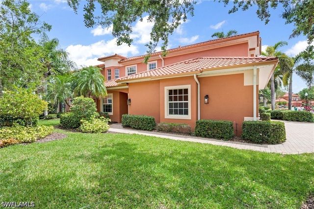 6442 Legacy CIR 203, Naples, FL 34113