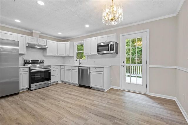 394 Burr Oak Court, Lawrenceville, GA 30046