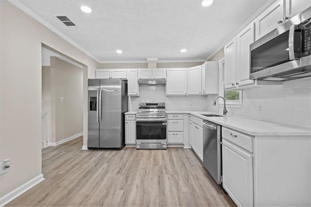 394 Burr Oak Court, Lawrenceville, GA 30046