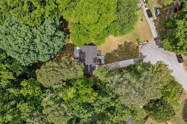 394 Burr Oak Court, Lawrenceville, GA 30046